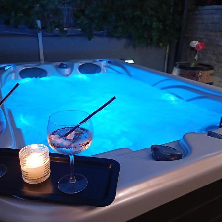 Apartment Belleza With Private Jacuzzi Zadar Zewnętrze zdjęcie